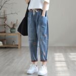 Women's Summer Fashion Ripped Ninth Jeans - Image 3