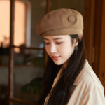 High-grade Buttons Make Your Face Look Smaller In Autumn And Winter Beret - Image 2
