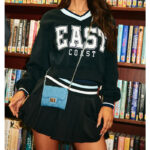 Letter Printed V-neck Long-sleeved Sweater Elastic Pleated Skirt Suit - Image 6