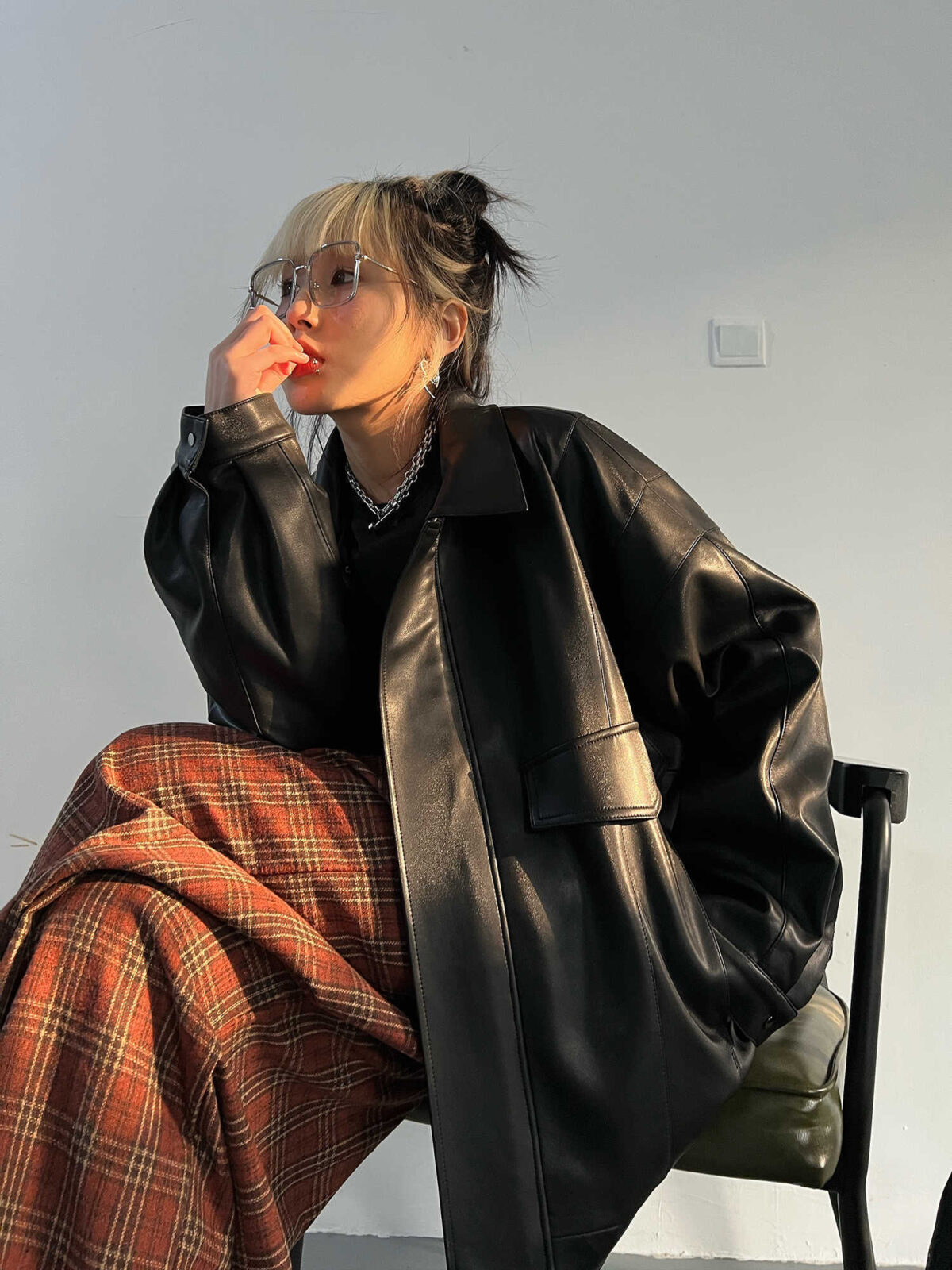 Women's Loose Pu Leather Short Retro Coat - Image 4