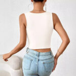Square Collar Short Slim Vest - Image 3