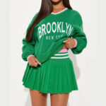 Letter Printed V-neck Long-sleeved Sweater Elastic Pleated Skirt Suit - Image 10