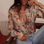 European And American Leisure Holiday Women's Shirt - Image 2