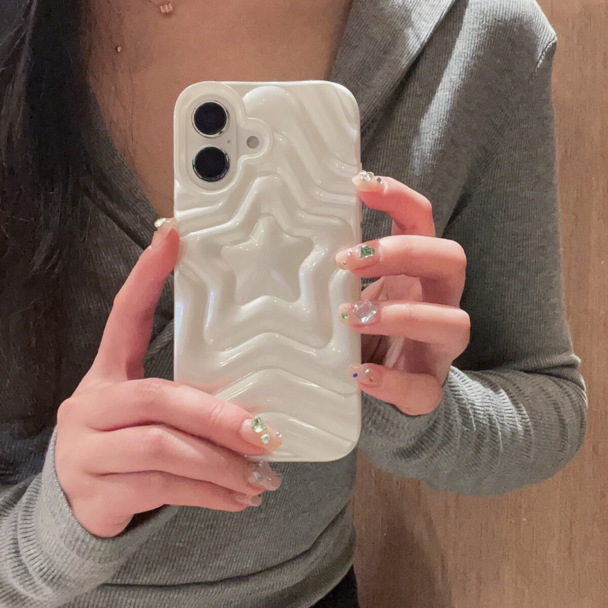 Pearlescent White Three-dimensional Stacking XINGX Phone Case - Image 3