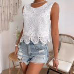 Short Solid Color Lace Casual Bottoming Shirt - Image 4