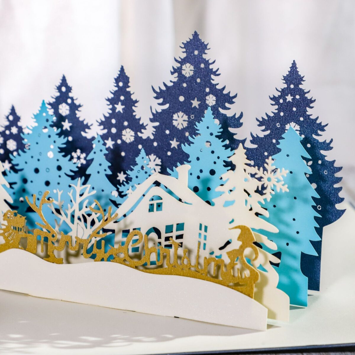 Paper sculpture Christmas card - Image 3