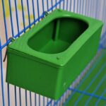 Splash-proof Hanging Bird Food Container - Image 3
