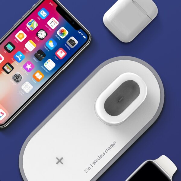 Multi-function three-in-one wireless charging New mobile phone watch three-in-one wireless charging