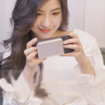 Applicable To12 Wireless Magnetic Charging Power Bank Mobile Power Supply - Image 5