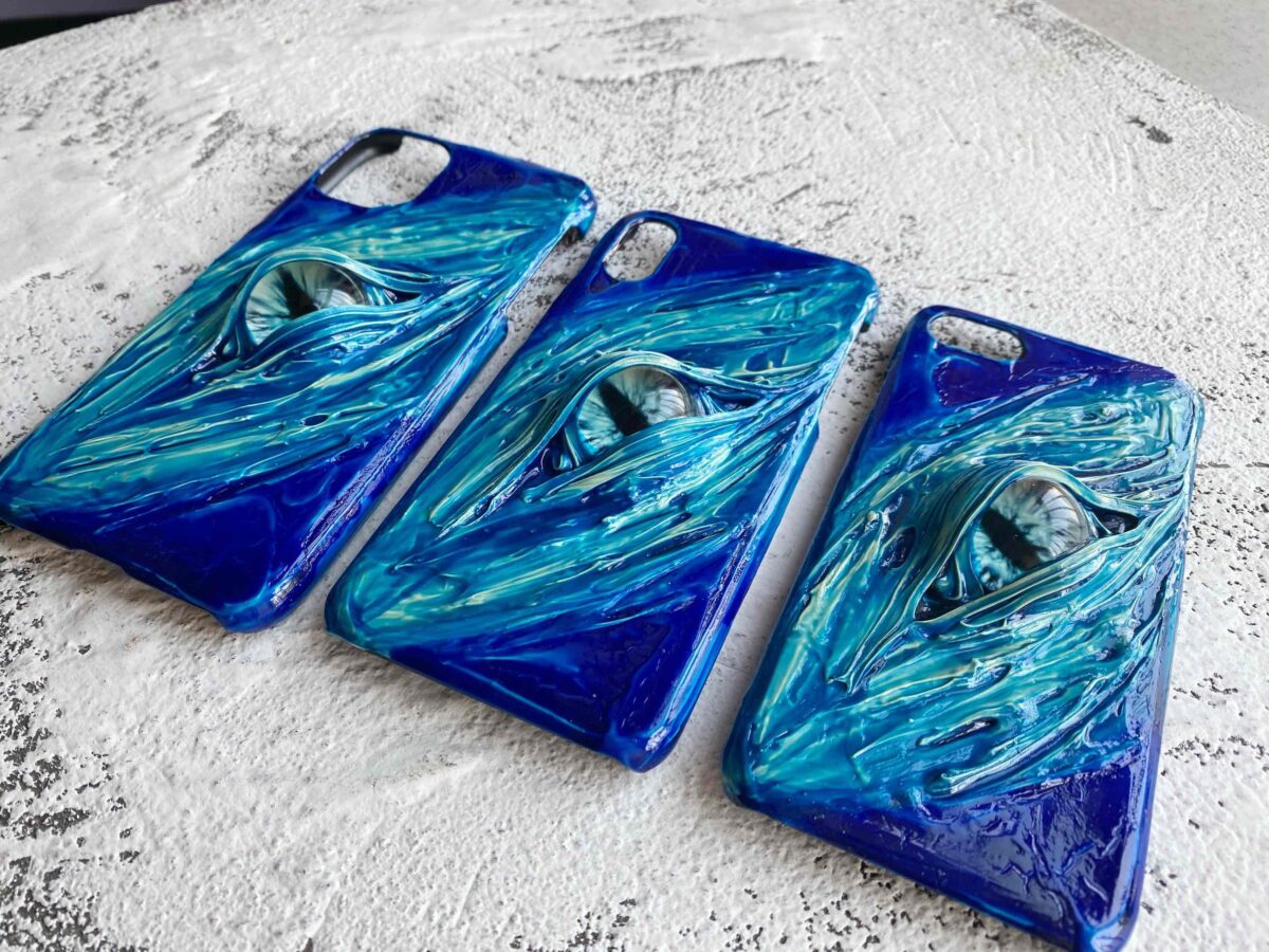 Creative Simple Gradient Stereo Phone Case - Image 4