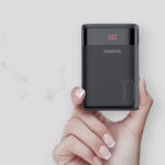 Roman Shi 10000mAh Mini Power Bank Lightweight - Image 3