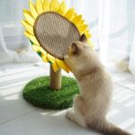 Sisal-Covered Cat Claw Scratcher Pole With Sunflower Cat Scratching Post And Flower Cat Tree Furniture - Image 4