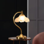 Bedroom bedside lamp - Image 4