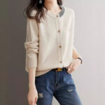Round Neck Wool Knit Cardigan Women's Loose Western Style Outer Wear - Image 3