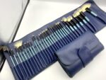 32 blue makeup brushes - Image 4