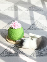 Cat grinding paw toy - Image 3