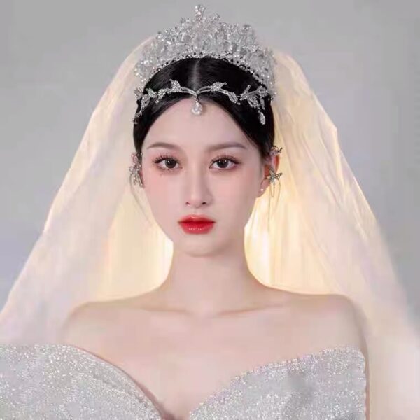 Crystal Atmospheric Wedding Dress Design Headwear