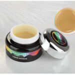 Painted gradient nail polish - Image 4