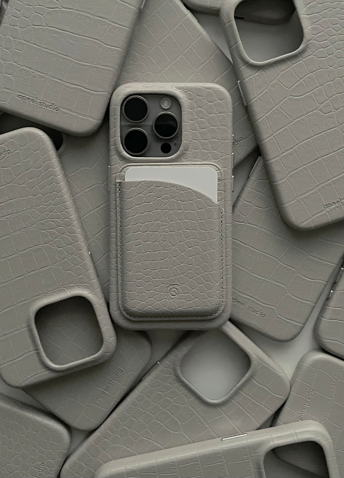 Cream Grey Patterned Leather Phone Case - Image 5