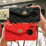 Fashionable Diagonal Chain Lanyard Silicone Phone Case - Image 4