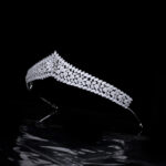 European And American Wedding Retro Headdress Bride Gets Married - Image 2