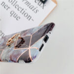 Electroplating mosaic marble ring phone case - Image 3