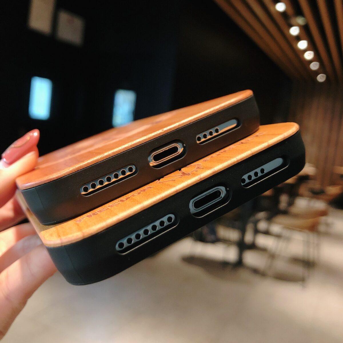 Wooden mobile phone case - Image 3