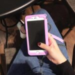 Small incense wind diagonal purse All-inclusive silicone mobile phone shell with the same chain - Image 3