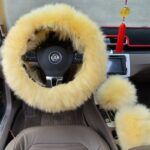 Three-piece wool steering wheel cover - Image 5