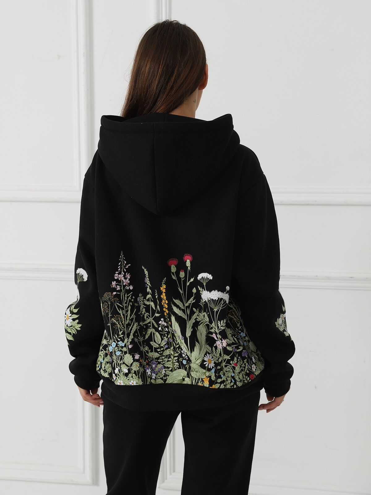 Women's Solid Color Floral Long Sleeved Sweatshirt - Image 7