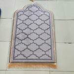 Simple Washable Flannel Printed Sponge Plaid Carpet - Image 5