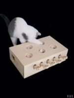 Pet playing gopher cat toy - Image 5