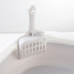 Pet Toilet Cat Litter Box with Scoop High Quality Anti-Splash Dog Plastic Toilet - Image 2