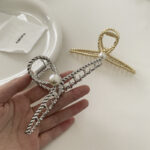 Metal Twist Cross Pearl Hairpin Fashion - Image 3