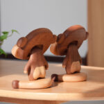 Solid Wood Creative Monkey Phone Holder Cute Cell Phone Stand Table Decorative Ornaments - Image 4