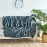 Pet Sofa Cushion Dog Bed Short Plush Carpet Waterproof Couple Blanket - Image 3