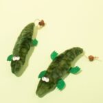 Plush Alligator Catnip Toy Durable Plant Based Cat Toy With A Peppermint Scent For Oral Cleansing And Stress Relief - Image 4