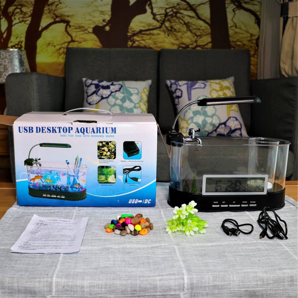 USB Desktop Streaming Mini Aquarium Time Date Week Temperature Alarm Transparent Pen Holder - Image 1
