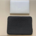 Hand-held Anti-seismic White Black Laptop Bag - Image 3