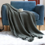 Sofa Knitted Office Air Conditioning Lunch Break Small Blanket - Image 4