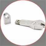 Metal Wrench U Disk Enterprise Business Conference Gift Double-headed Plum Blossom Activity - Image 3