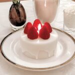 Strawberry Cake Bedroom Milk Flavor Aromatherapy Candle Gift Box - Image 5