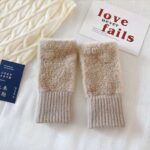 Women's Touch Screen Thermal Knitting Gloves - Image 4