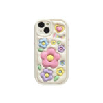 Simple Cute Three-dimensional Flower Phone Case - Image 6