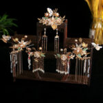 Beaded Chinese Tassel Xiuhe Tiara Set - Image 3