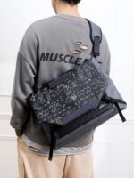 Laptop Bag Portable Messenger Bag Gaming Notebook Large Capacity Shoulder Bag - Image 4