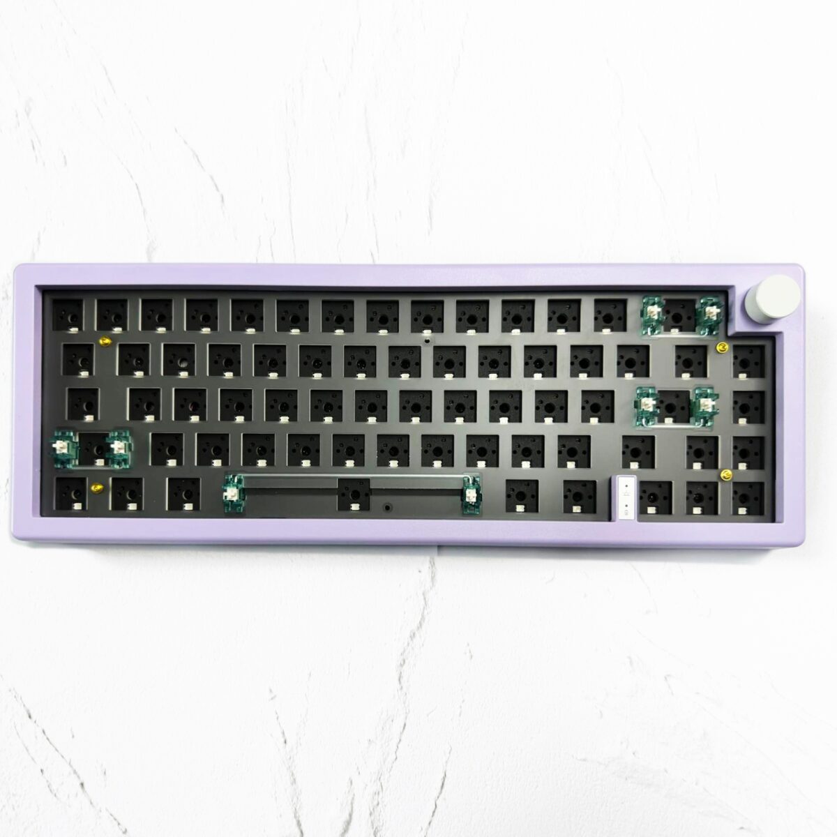 Three-model Customized DIY With Knob Support Hot Plug RGB Backlit Mechanical Keyboard Kit - Image 6
