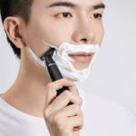 Wet And Dry Eyebrow Trimmer For Body, Leg And Armpit Hair - Image 3