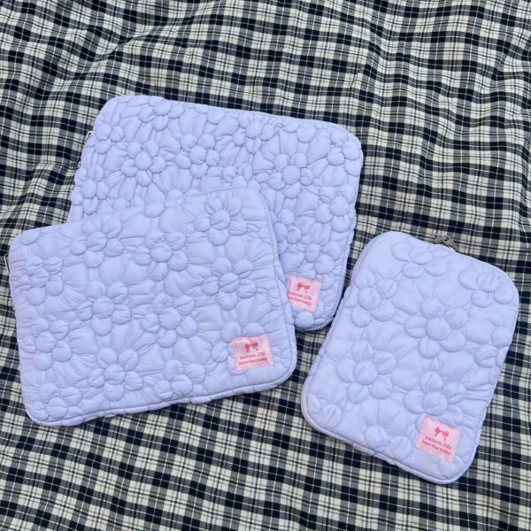 South Korea Embroidered Bubble Cotton Flower Tablet PC Bag1315-inch Notebook Storage Bag