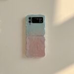 Feather Yarn Gradient Multicolor Zflip6 Folding Phone Case - Image 6